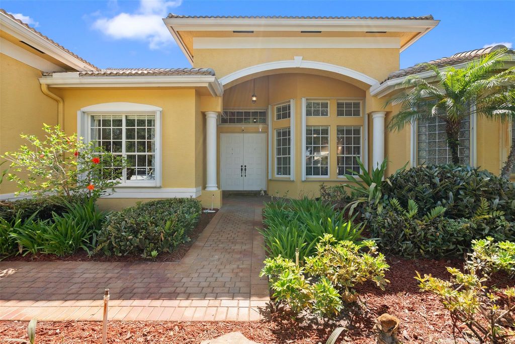 3462 Dovecote Meadow Ln, Davie, FL 33328