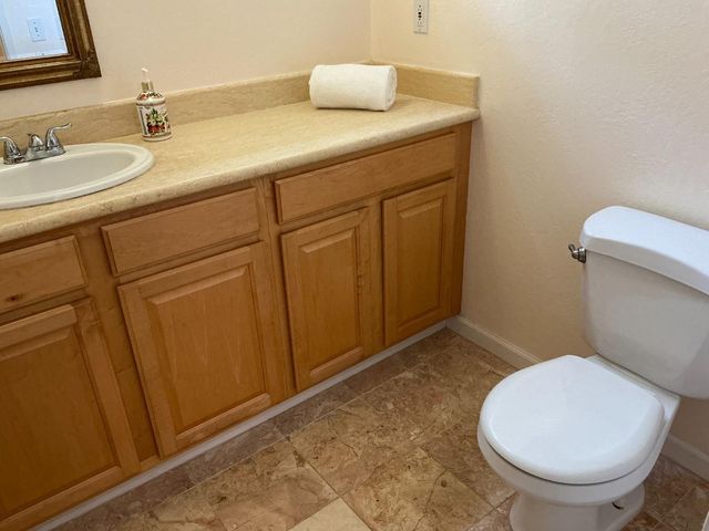 823 Stonegate Drive, South San Francisco, CA 94080