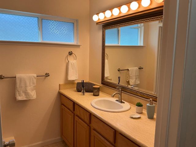 823 Stonegate Drive, South San Francisco, CA 94080