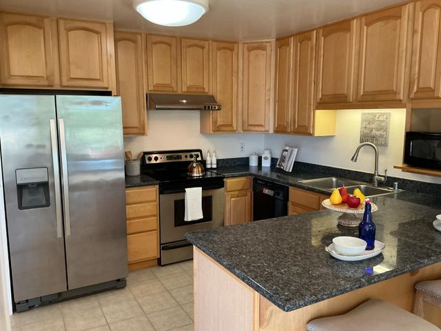 823 Stonegate Drive, South San Francisco, CA 94080
