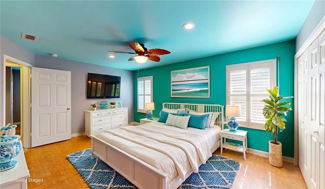 1209 Omohundro St, Rockport, TX 78382