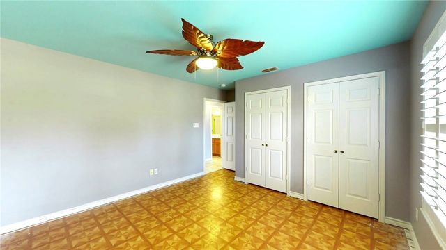 1209 Omohundro St, Rockport, TX 78382