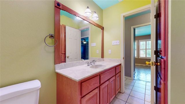 1209 Omohundro St, Rockport, TX 78382