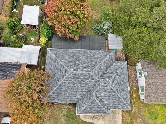 1209 Omohundro St, Rockport, TX 78382