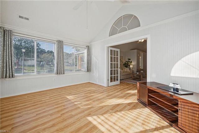 308 Timberline LOOP, Yorktown, VA 23692