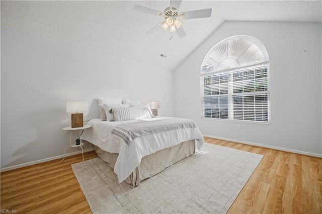 308 Timberline LOOP, Yorktown, VA 23692