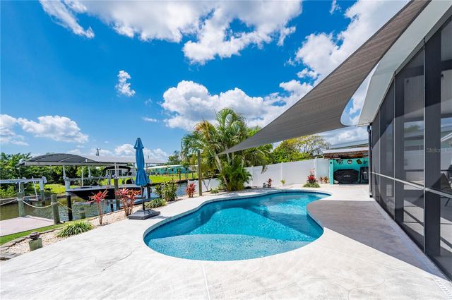 671 SHARON CIRCLE, Port Charlotte, FL 33952