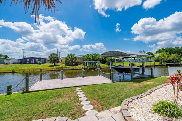 671 SHARON CIRCLE, Port Charlotte, FL 33952