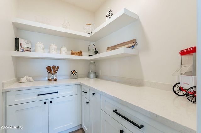 3939 S VERONICA Lane, Gold Canyon, AZ 85118