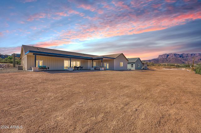 3939 S VERONICA Lane, Gold Canyon, AZ 85118