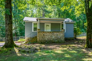 1809 Dry Valley Road, Rossville, GA 30741