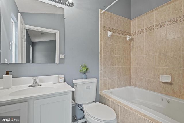 4012 MEADOW TRAIL LN, Hyattsville, MD 20784