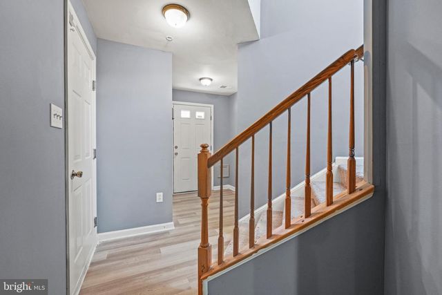 4012 MEADOW TRAIL LN, Hyattsville, MD 20784