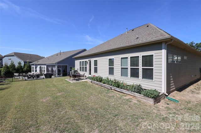 14027 Heron Crest Trace, Charlotte, NC 28278