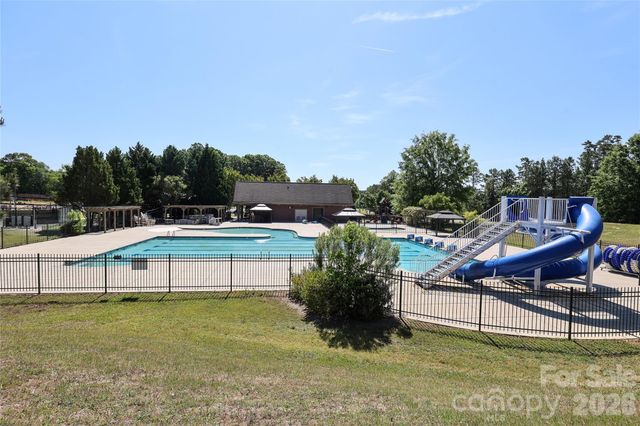 14027 Heron Crest Trace, Charlotte, NC 28278