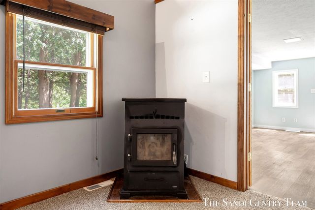 1360 E Bigelow Creek Trail, Newaygo, MI 49337