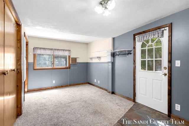 1360 E Bigelow Creek Trail, Newaygo, MI 49337