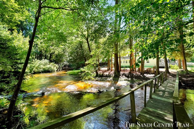 1360 E Bigelow Creek Trail, Newaygo, MI 49337