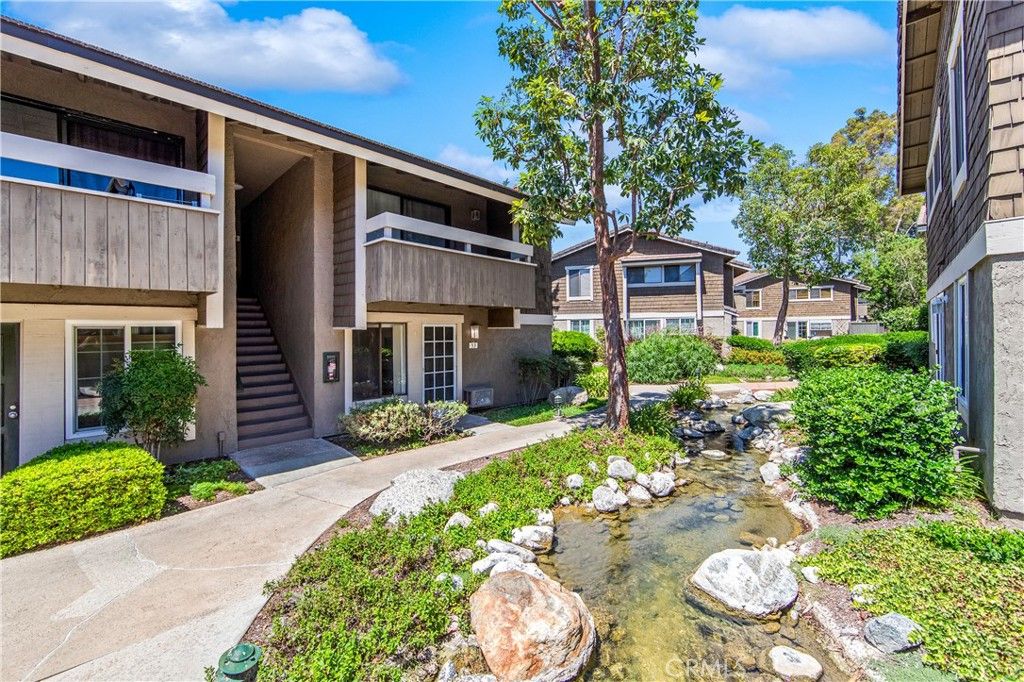 53 Streamwood, Irvine, CA 92620 — photo 2