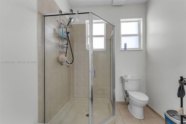 945 SW 154th Ct, Miami, FL 33194