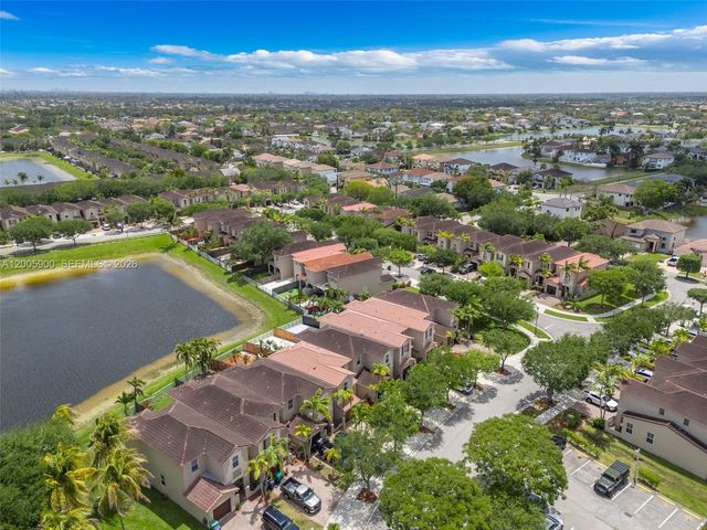 945 SW 154th Ct, Miami, FL 33194