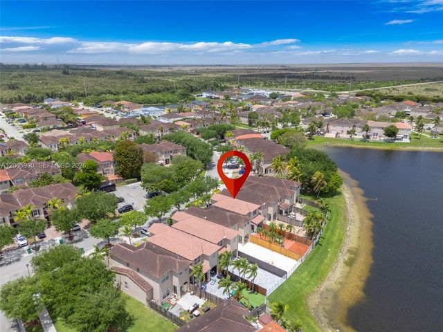 945 SW 154th Ct, Miami, FL 33194