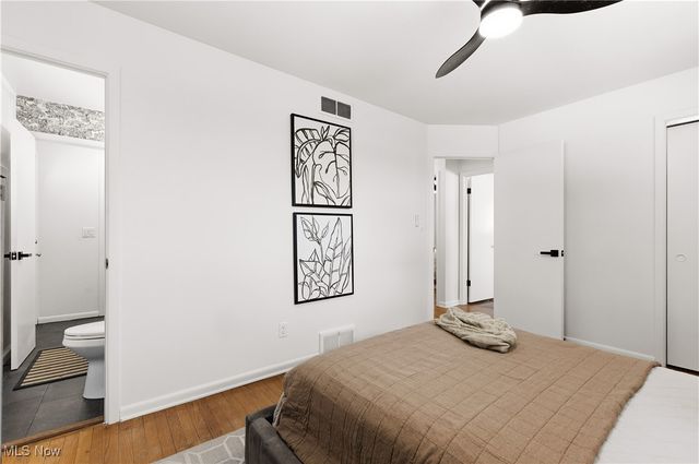 22377 Rivergate Drive, Rocky River, OH 44116