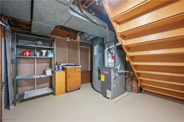 22377 Rivergate Drive, Rocky River, OH 44116