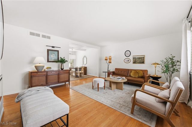 22377 Rivergate Drive, Rocky River, OH 44116