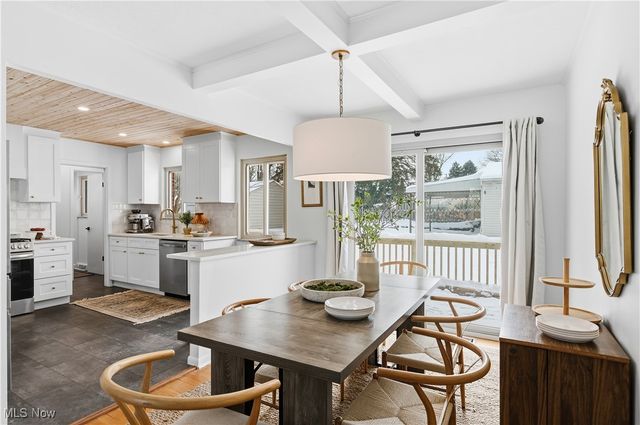 22377 Rivergate Drive, Rocky River, OH 44116