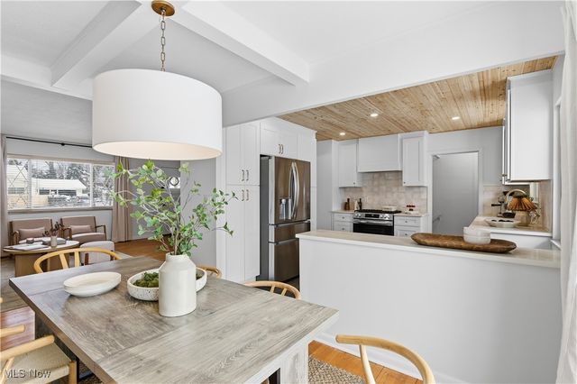 22377 Rivergate Drive, Rocky River, OH 44116