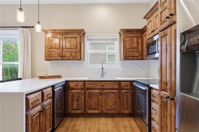 16727 Ruby Way, Basehor, KS 66007