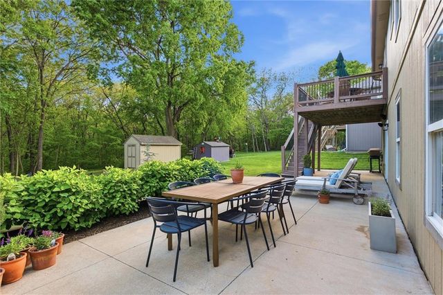 16727 Ruby Way, Basehor, KS 66007