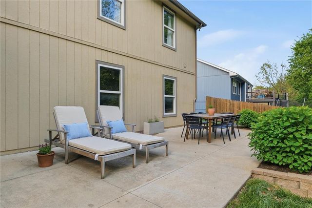16727 Ruby Way, Basehor, KS 66007