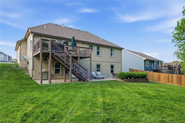 16727 Ruby Way, Basehor, KS 66007