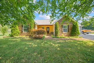 3011 Zeb Warren Rd, Cookeville, TN 38506