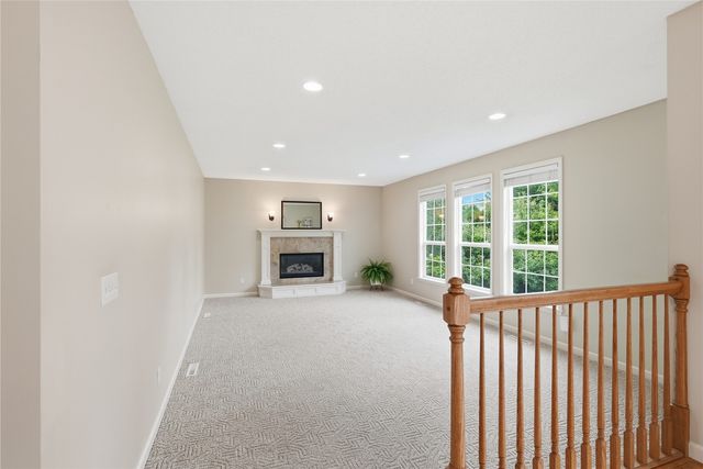 2511 Grey Wolf, Hiawatha, IA 52411