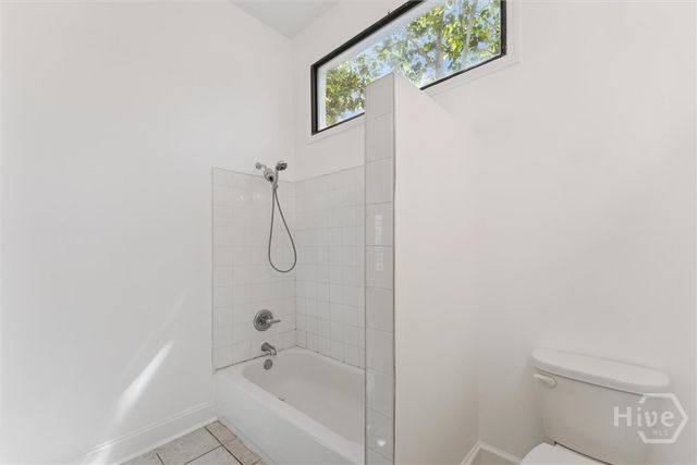 1106 E Broad Street, Savannah, GA 31401