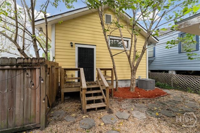 1106 E Broad Street, Savannah, GA 31401