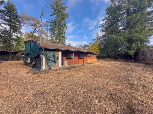 1770 Pleasant Hill Rd, Pleasant Hill, CA 94523