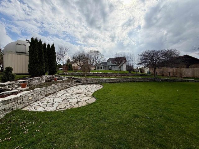 803 Forest View Drive, Verona, WI 53593