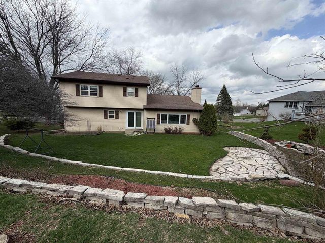 803 Forest View Drive, Verona, WI 53593