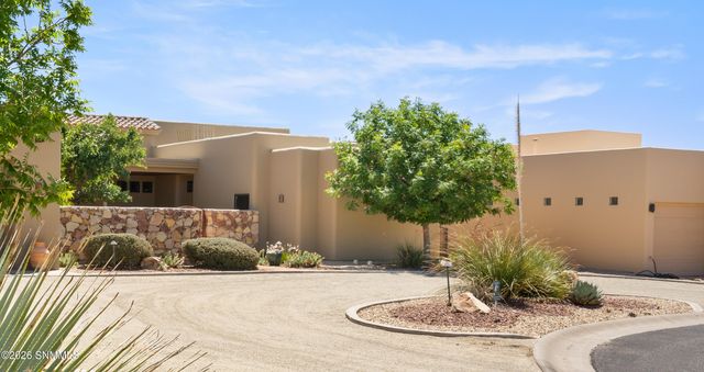 1230 City Lights Place, Las Cruces, NM 88007