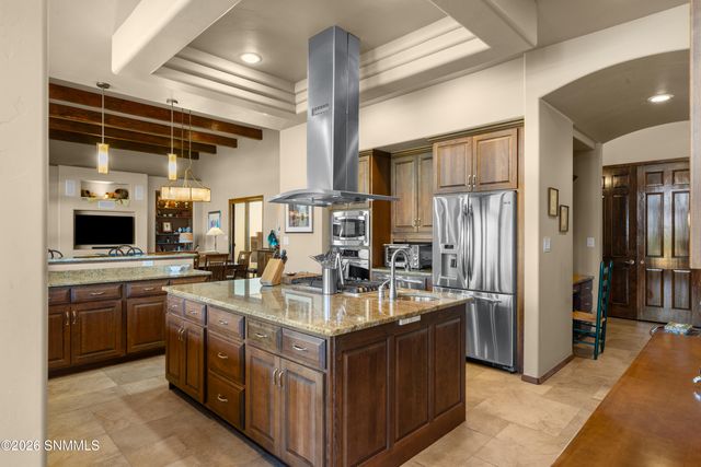 1230 City Lights Place, Las Cruces, NM 88007