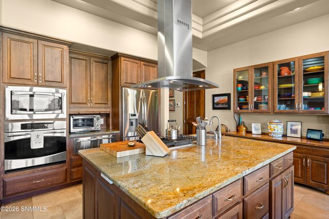 1230 City Lights Place, Las Cruces, NM 88007