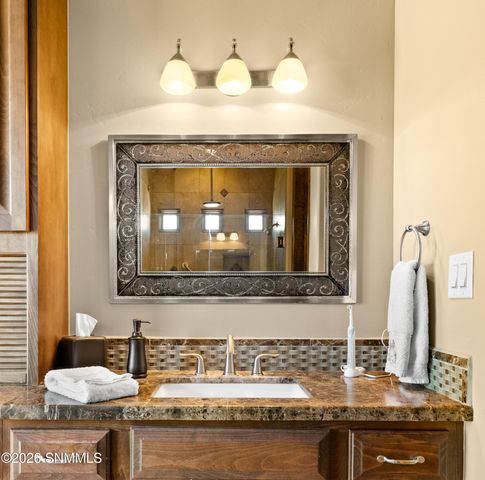 1230 City Lights Place, Las Cruces, NM 88007