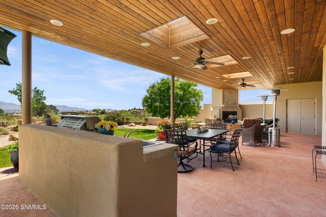 1230 City Lights Place, Las Cruces, NM 88007