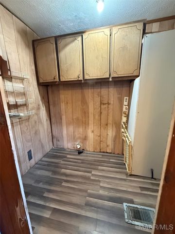 11251 County Road 30 ., Selma, AL 36701