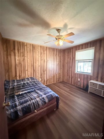 11251 County Road 30 ., Selma, AL 36701