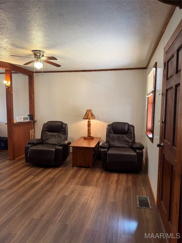 11251 County Road 30 ., Selma, AL 36701